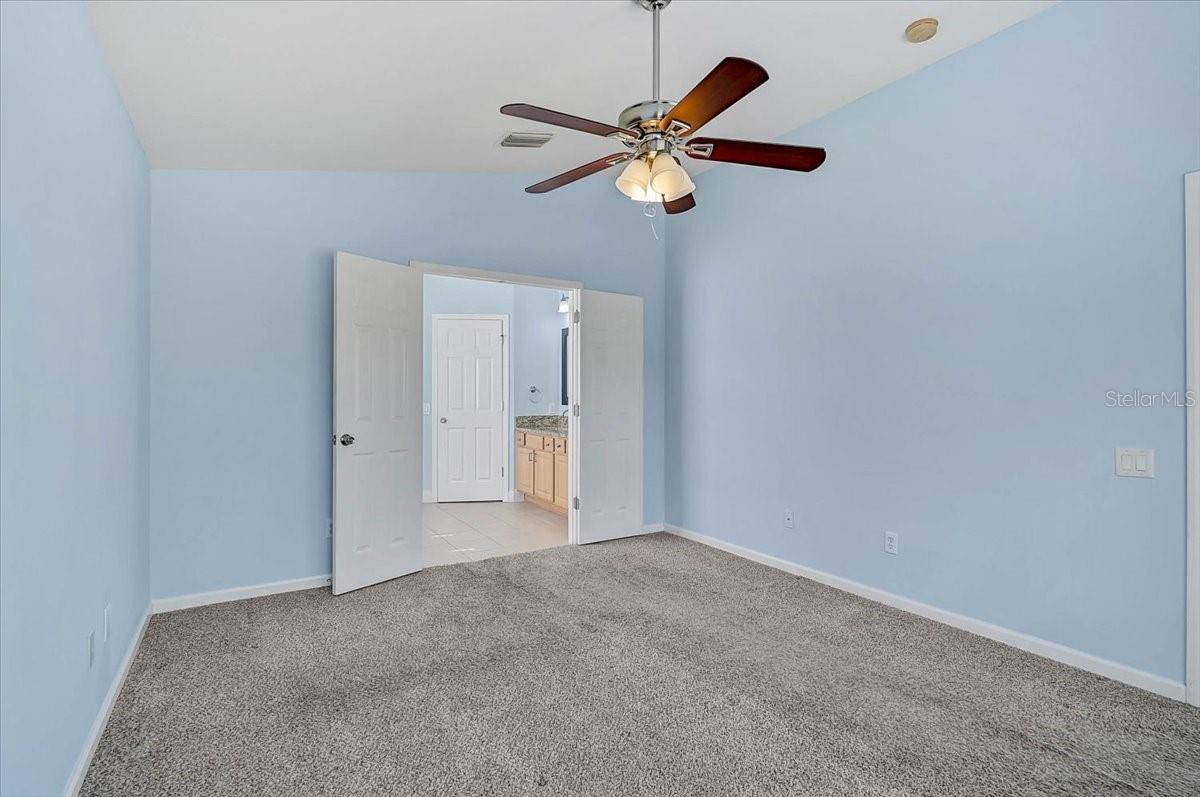 Image 8 of 43 For 5912 100th Avenue E