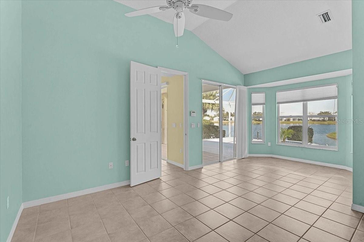 Image 13 of 47 For 4031 Caddie Drive E