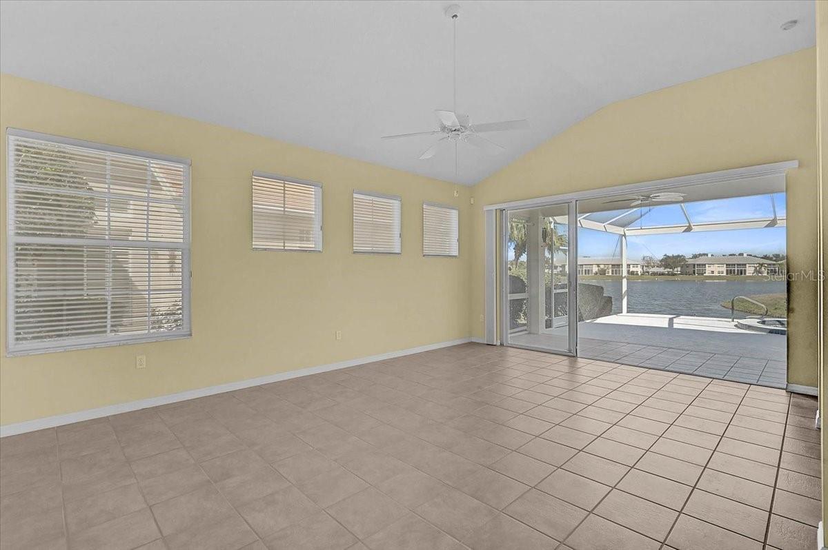 Image 21 of 47 For 4031 Caddie Drive E