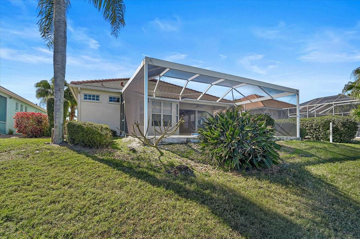 Image 33 of 47 For 4031 Caddie Drive E