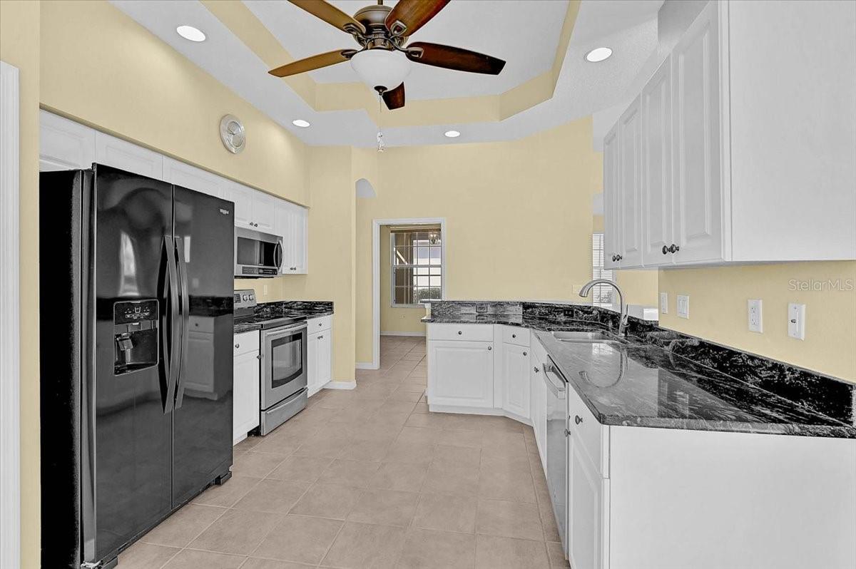 Image 8 of 47 For 4031 Caddie Drive E