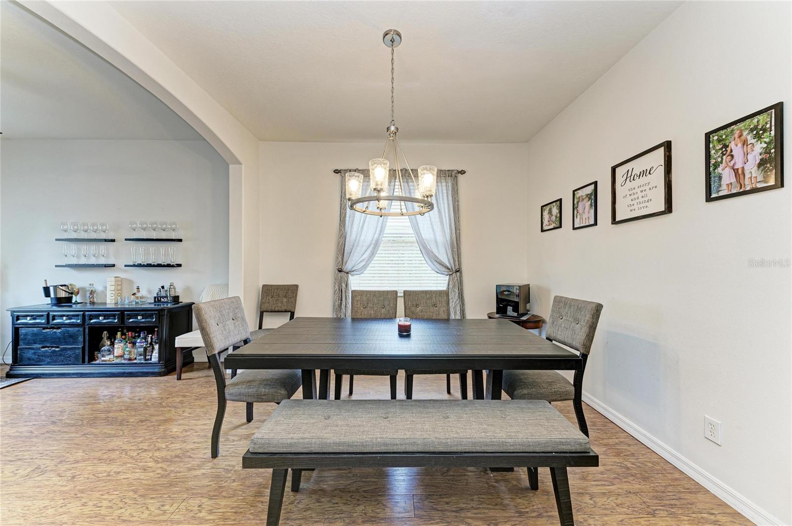 Image 12 of 63 For 835 Cedarcrest Court