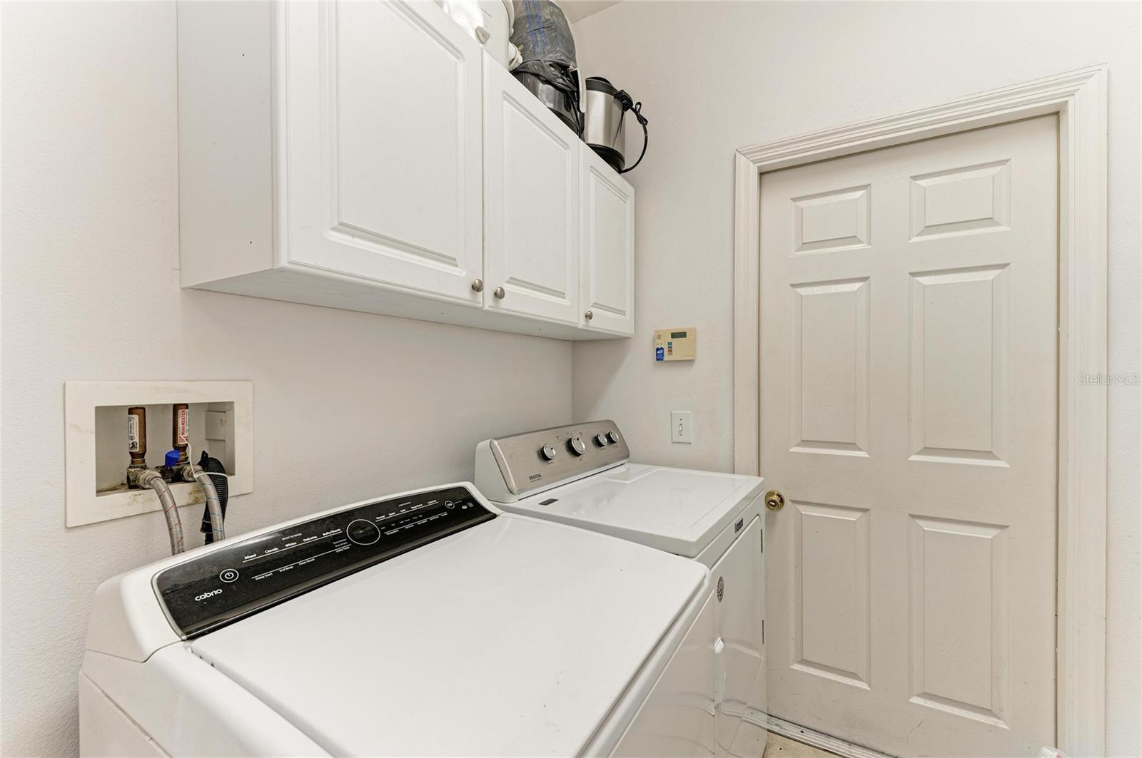 Image 46 of 63 For 835 Cedarcrest Court