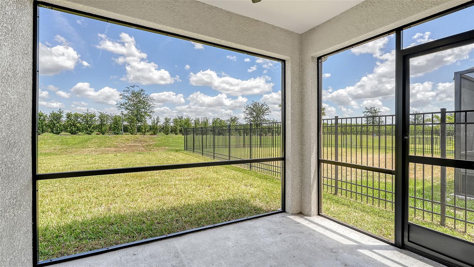 Image 36 of 51 For 17119 Barnwood Place