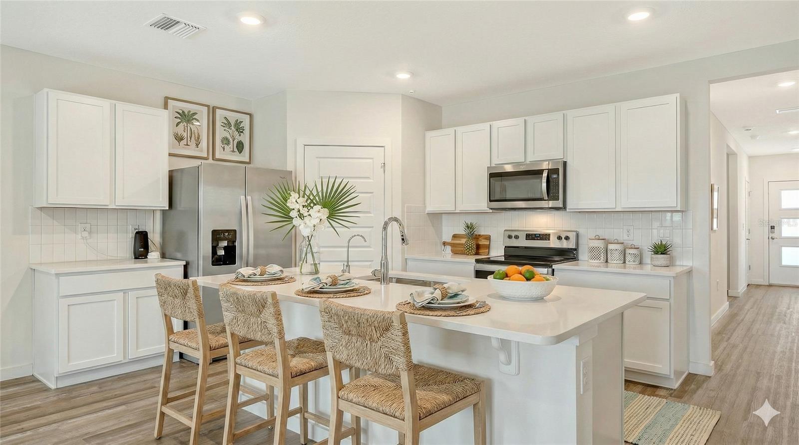 Image 4 of 51 For 17119 Barnwood Place