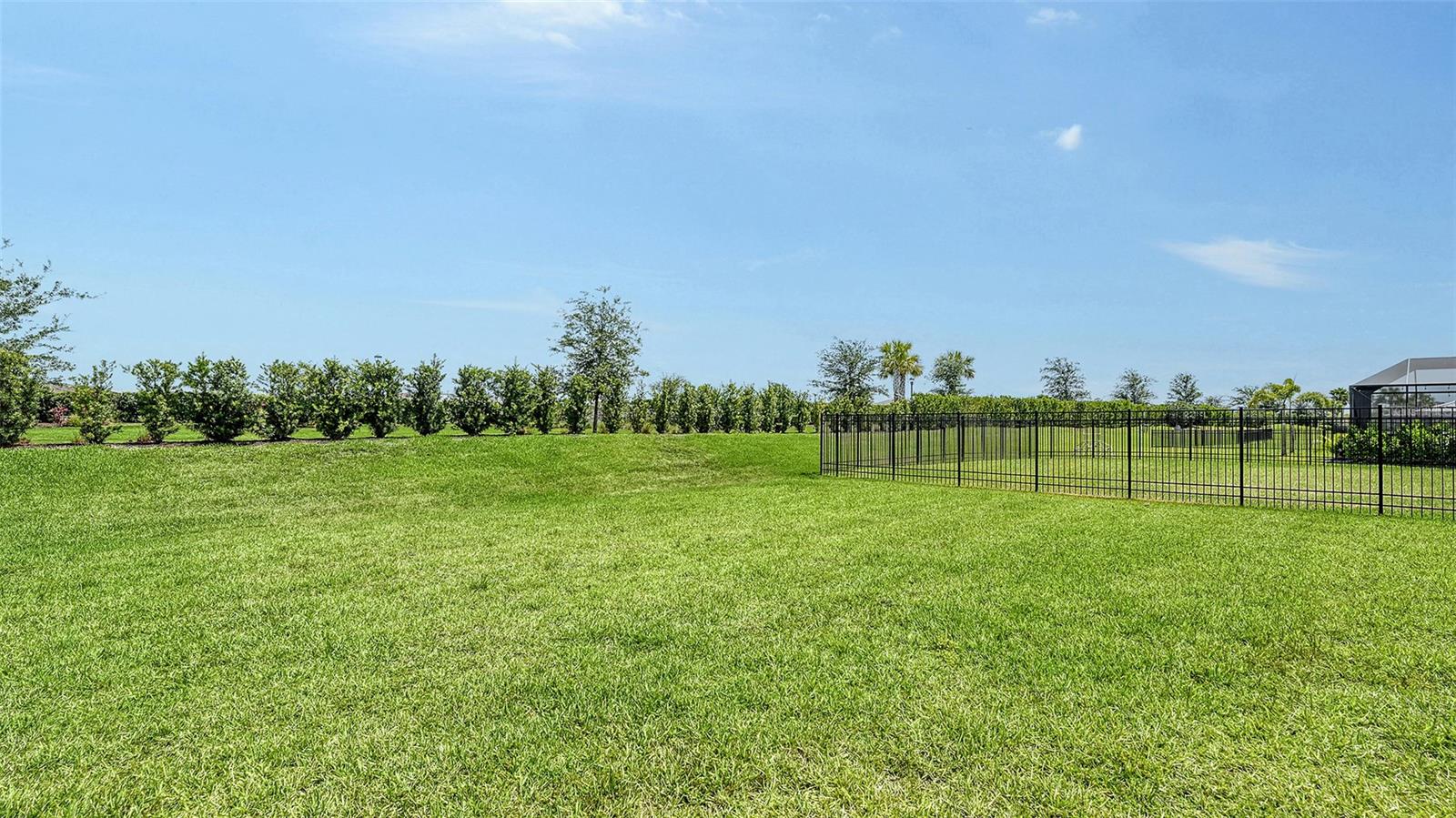 Image 43 of 51 For 17119 Barnwood Place