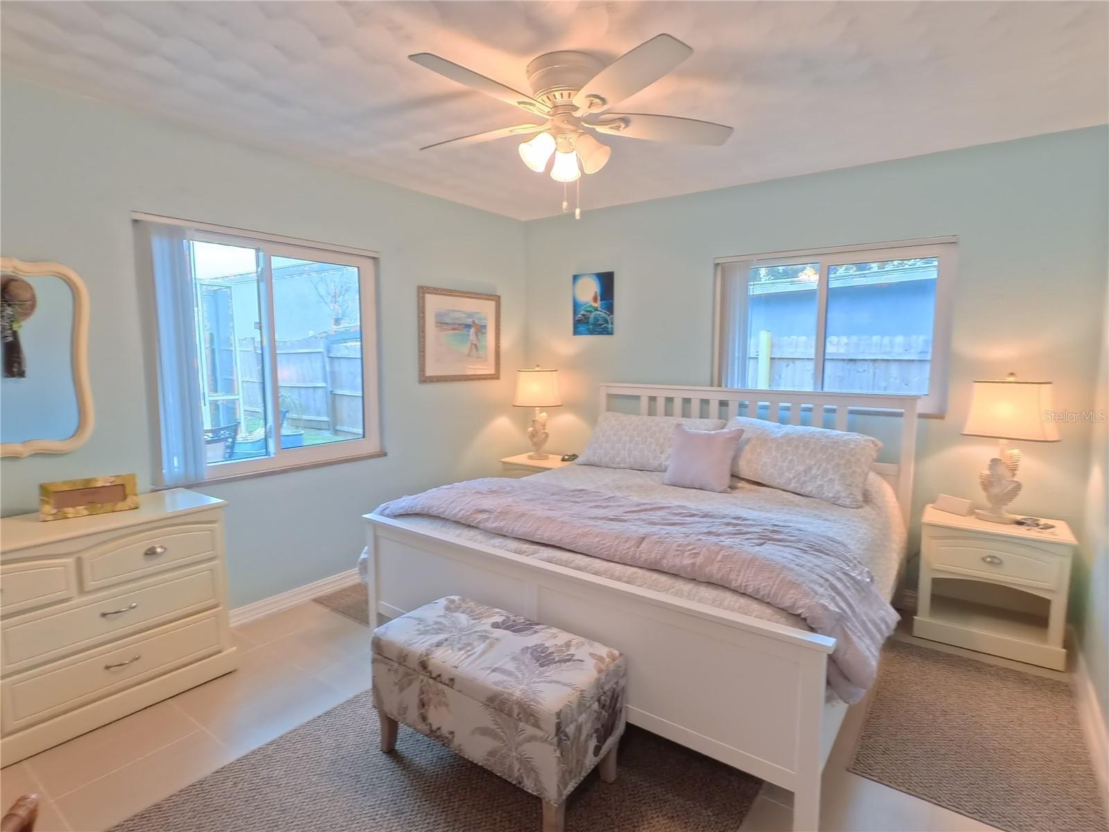 Image 12 of 25 For 4423 York Drive