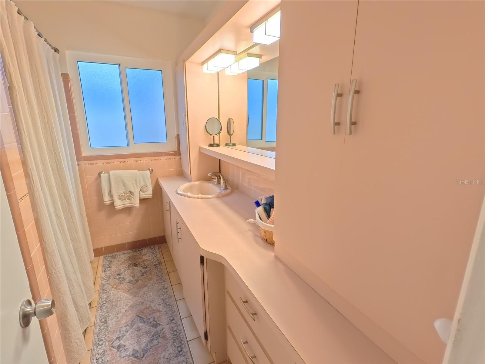 Image 14 of 25 For 4423 York Drive