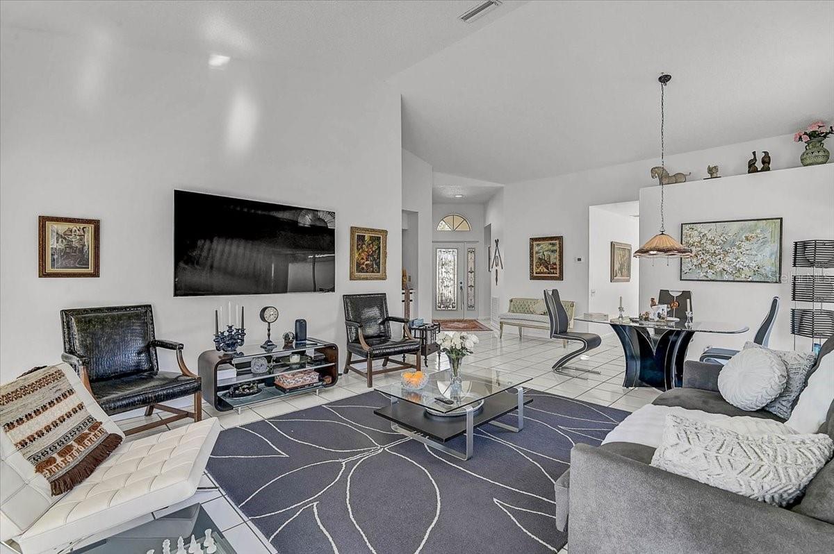 Image 23 of 35 For 4640 Peridia Boulevard E