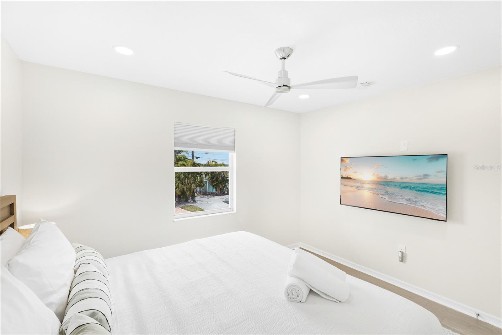 Image 20 of 44 For 108 Pelican Drive