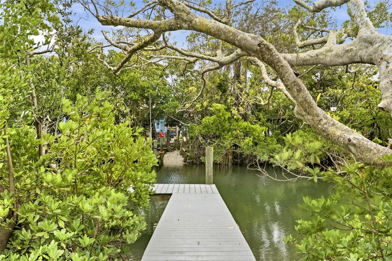 Image 37 of 44 For 108 Pelican Drive