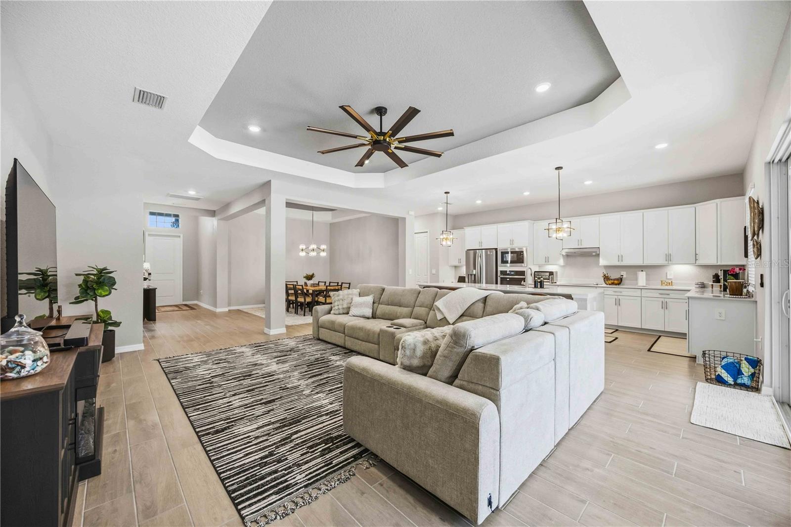 Image 3 of 32 For 12981 Tulum Loop