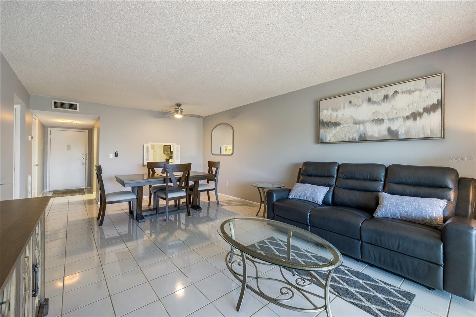 Image 10 of 17 For 1540 Glen Oaks Drive E B326