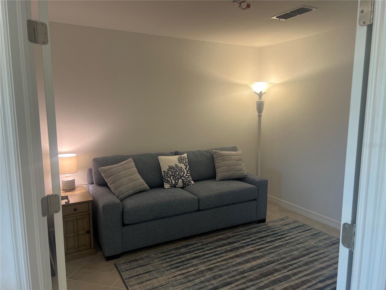 Image 18 of 28 For 17445 Opal Sand Drive 205