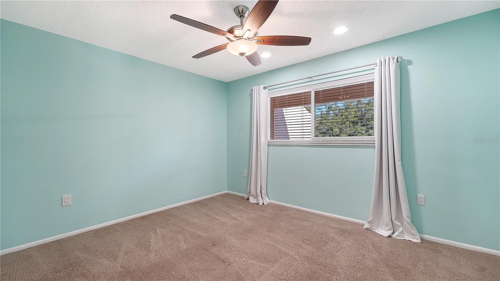 Image 18 of 34 For 2448 Clubhouse Drive 201