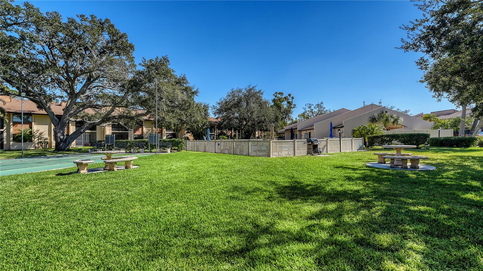 Image 29 of 34 For 2448 Clubhouse Drive 201