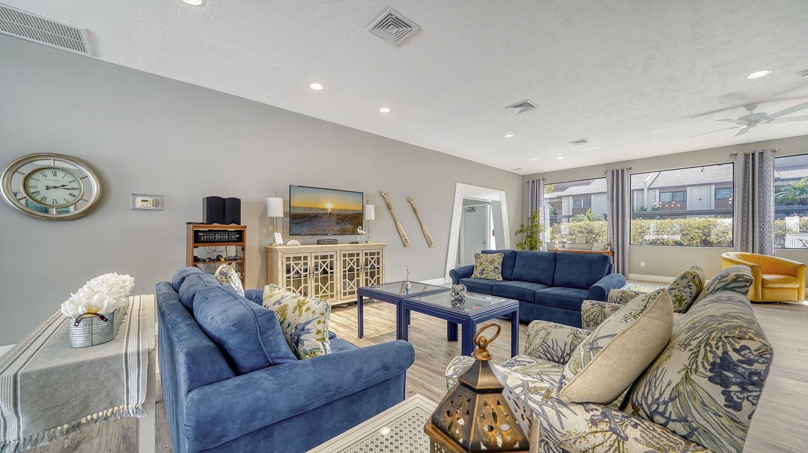 Image 31 of 34 For 2448 Clubhouse Drive 201