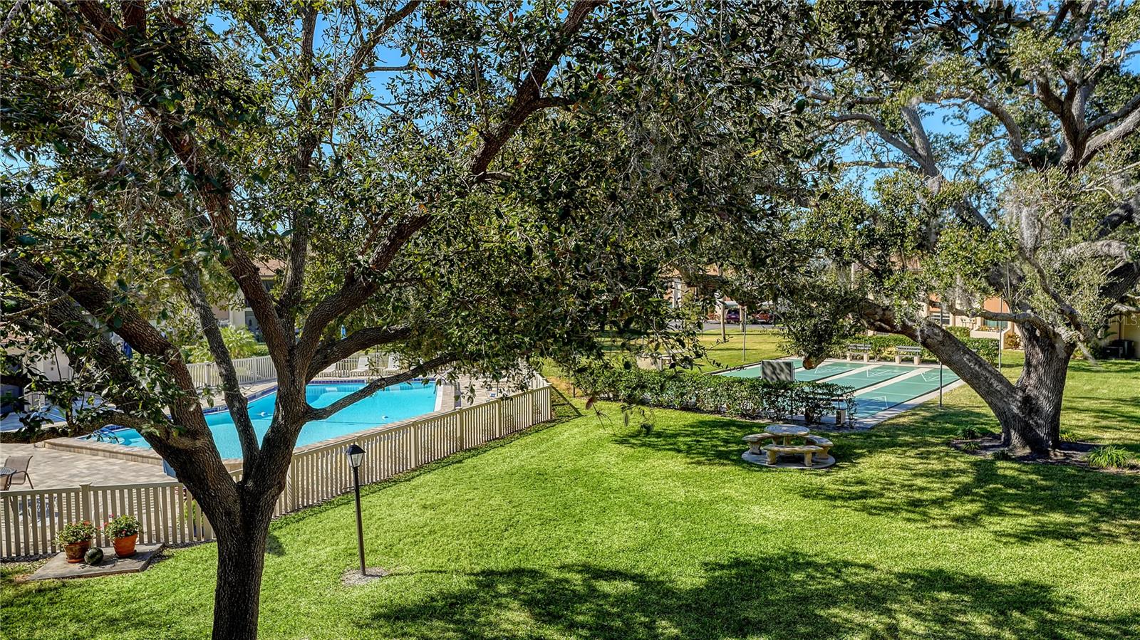 Image 4 of 34 For 2448 Clubhouse Drive 201