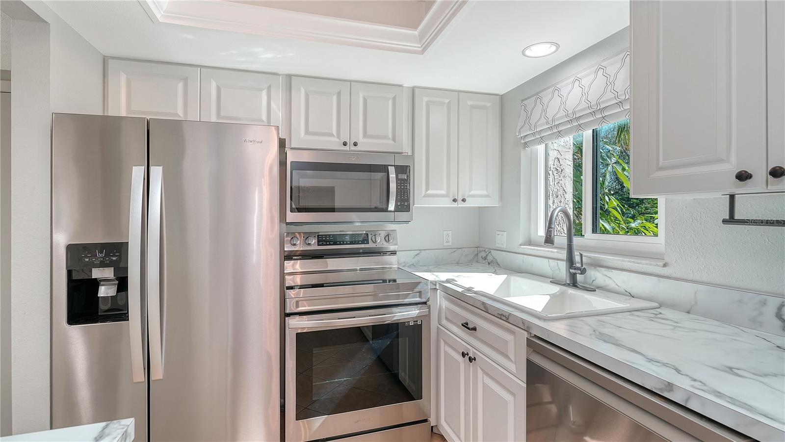 Image 5 of 34 For 2448 Clubhouse Drive 201