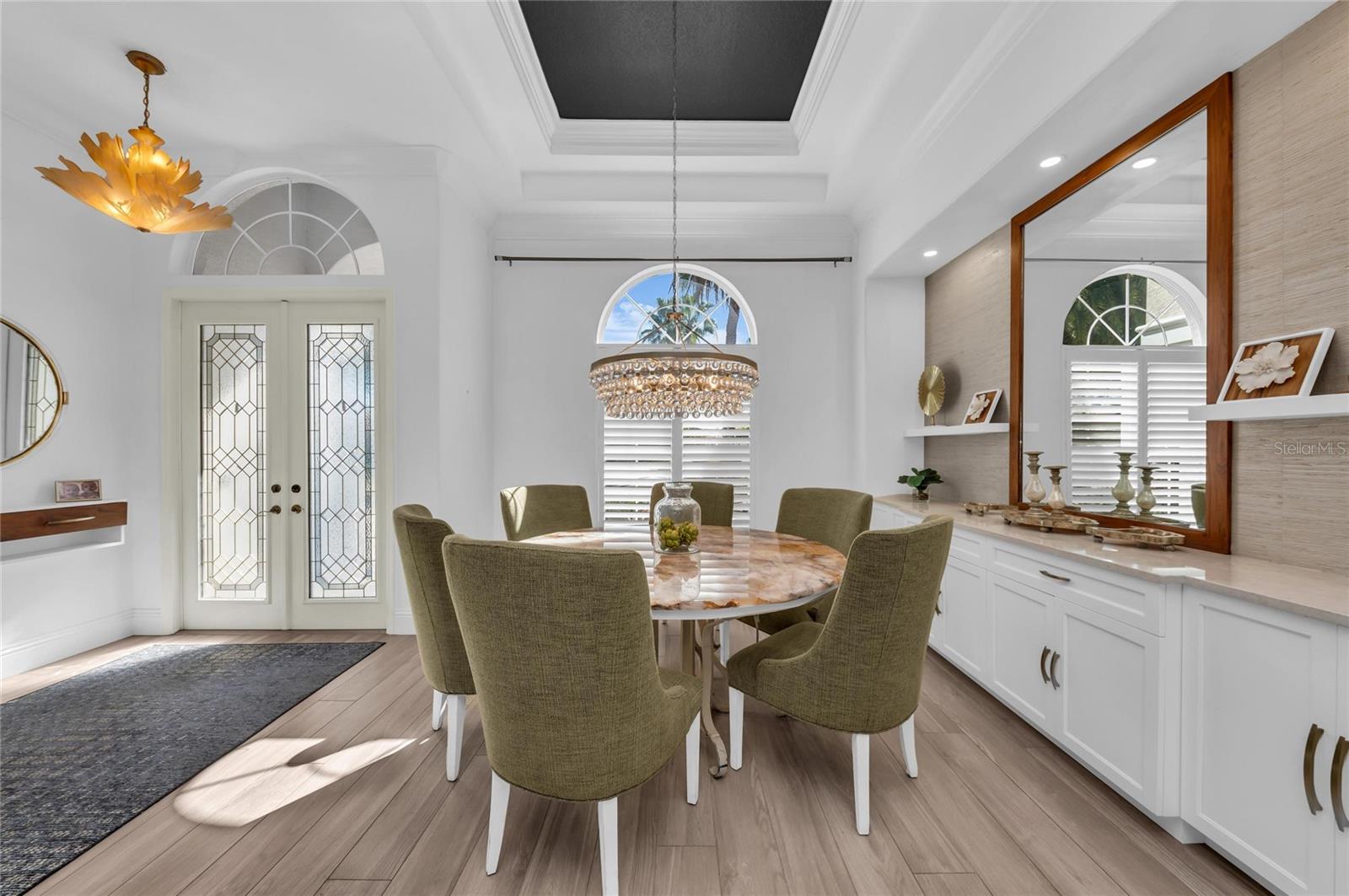 Image 15 of 70 For 7137 Ashland Glen