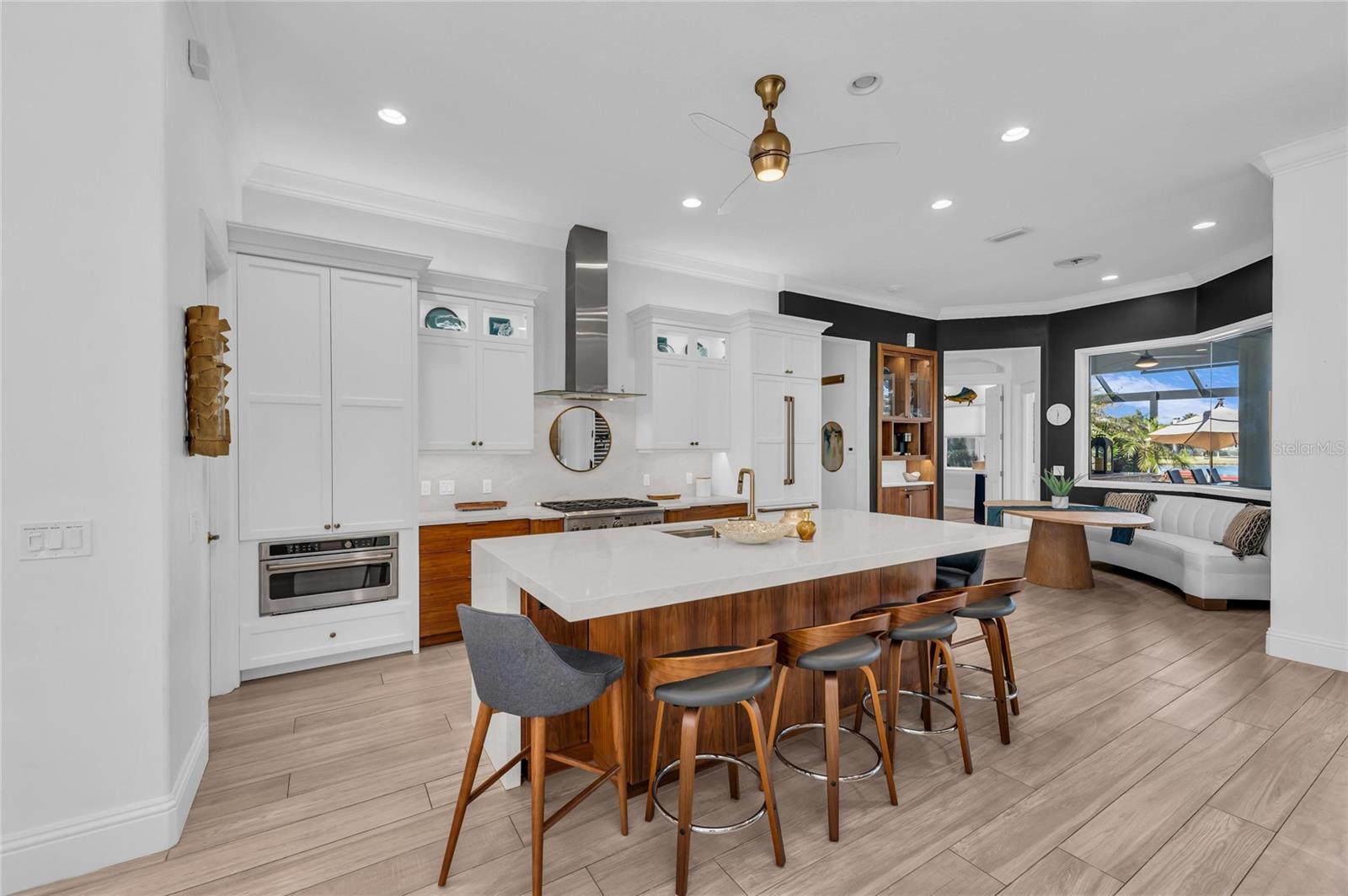 Image 28 of 70 For 7137 Ashland Glen