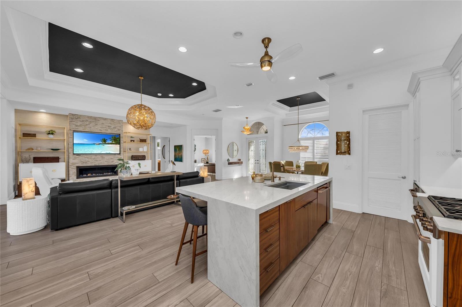 Image 31 of 70 For 7137 Ashland Glen