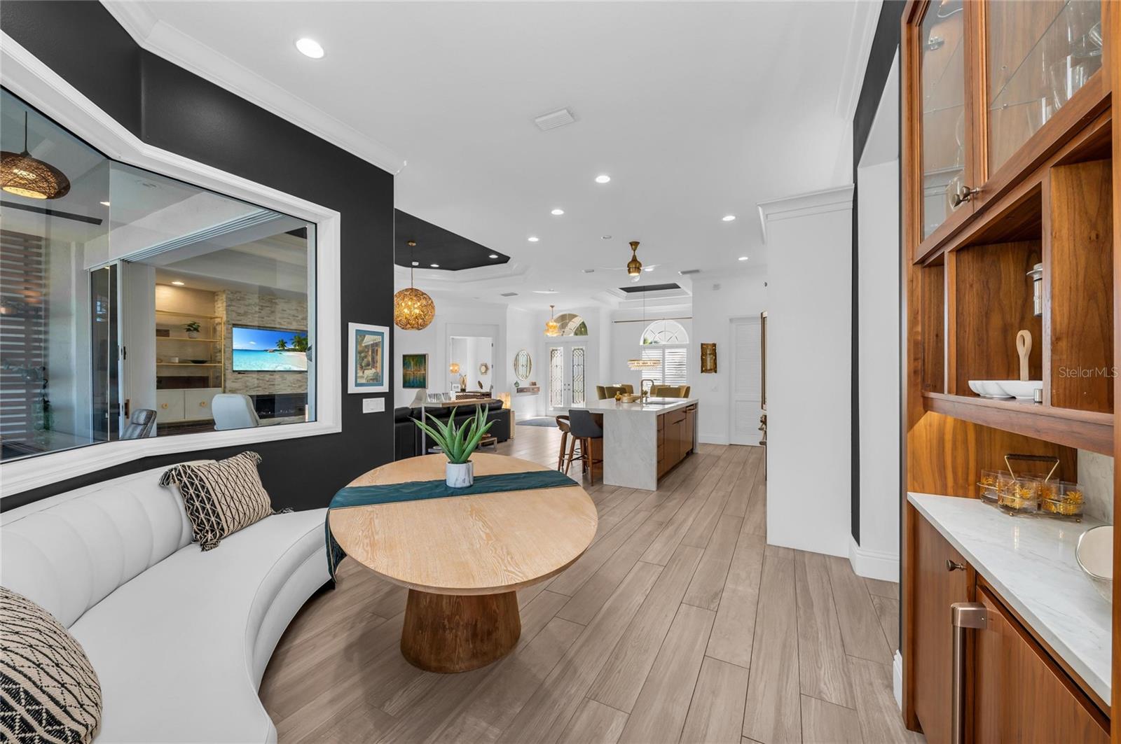 Image 35 of 70 For 7137 Ashland Glen