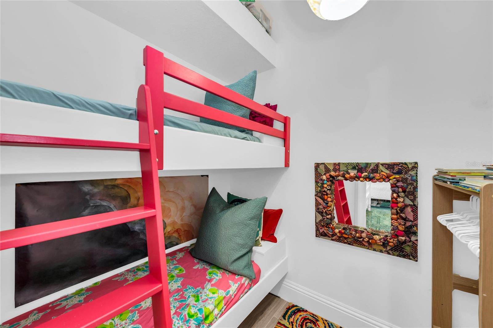 Image 39 of 70 For 7137 Ashland Glen