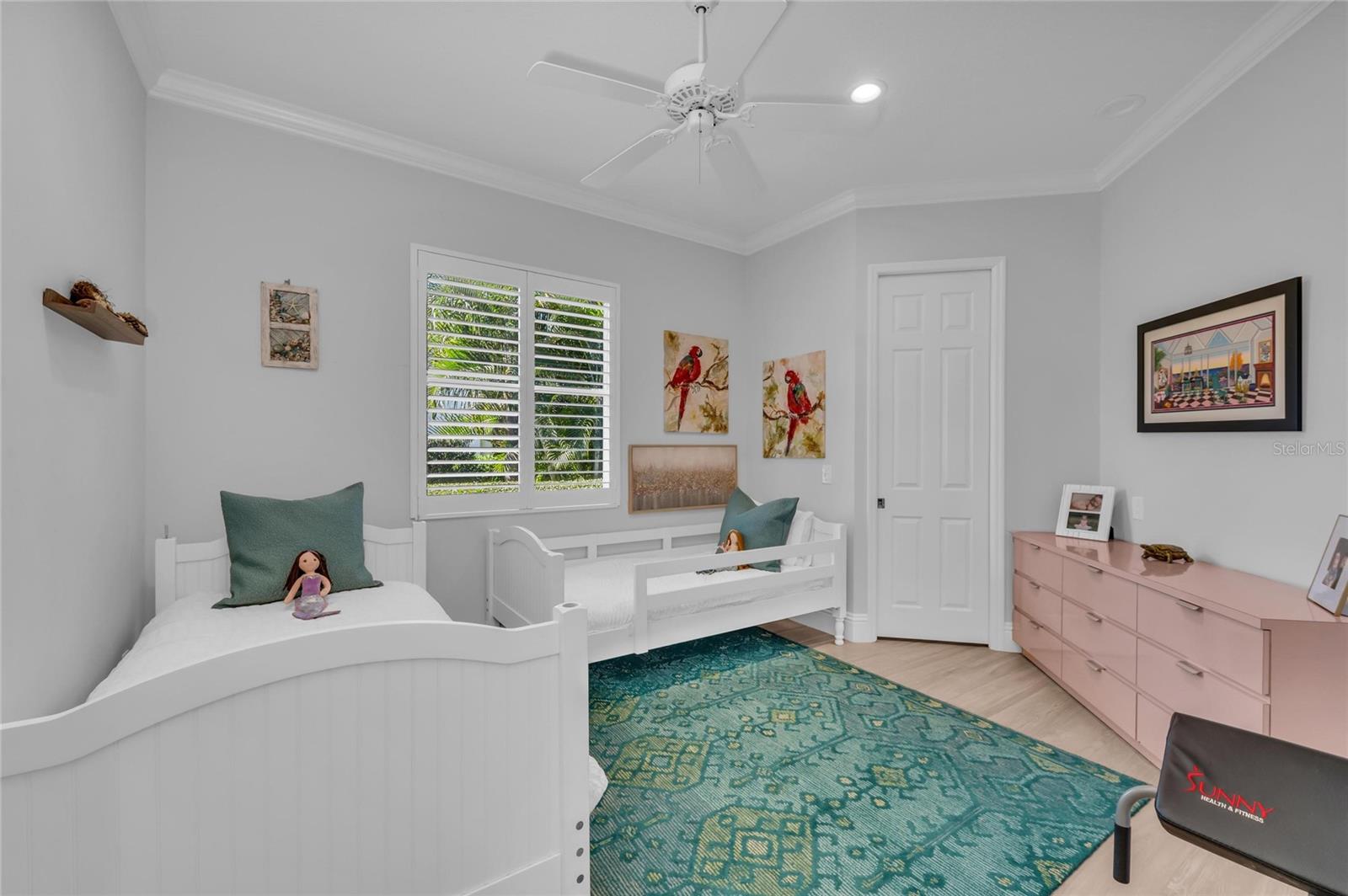 Image 40 of 70 For 7137 Ashland Glen