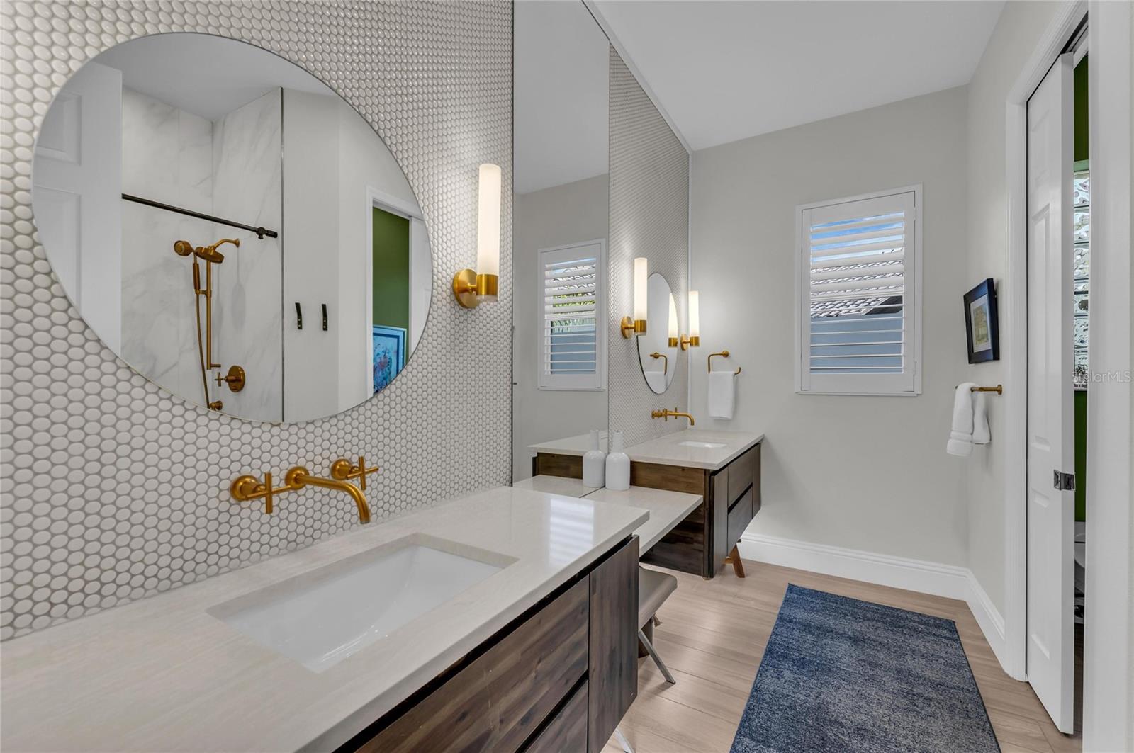 Image 41 of 70 For 7137 Ashland Glen