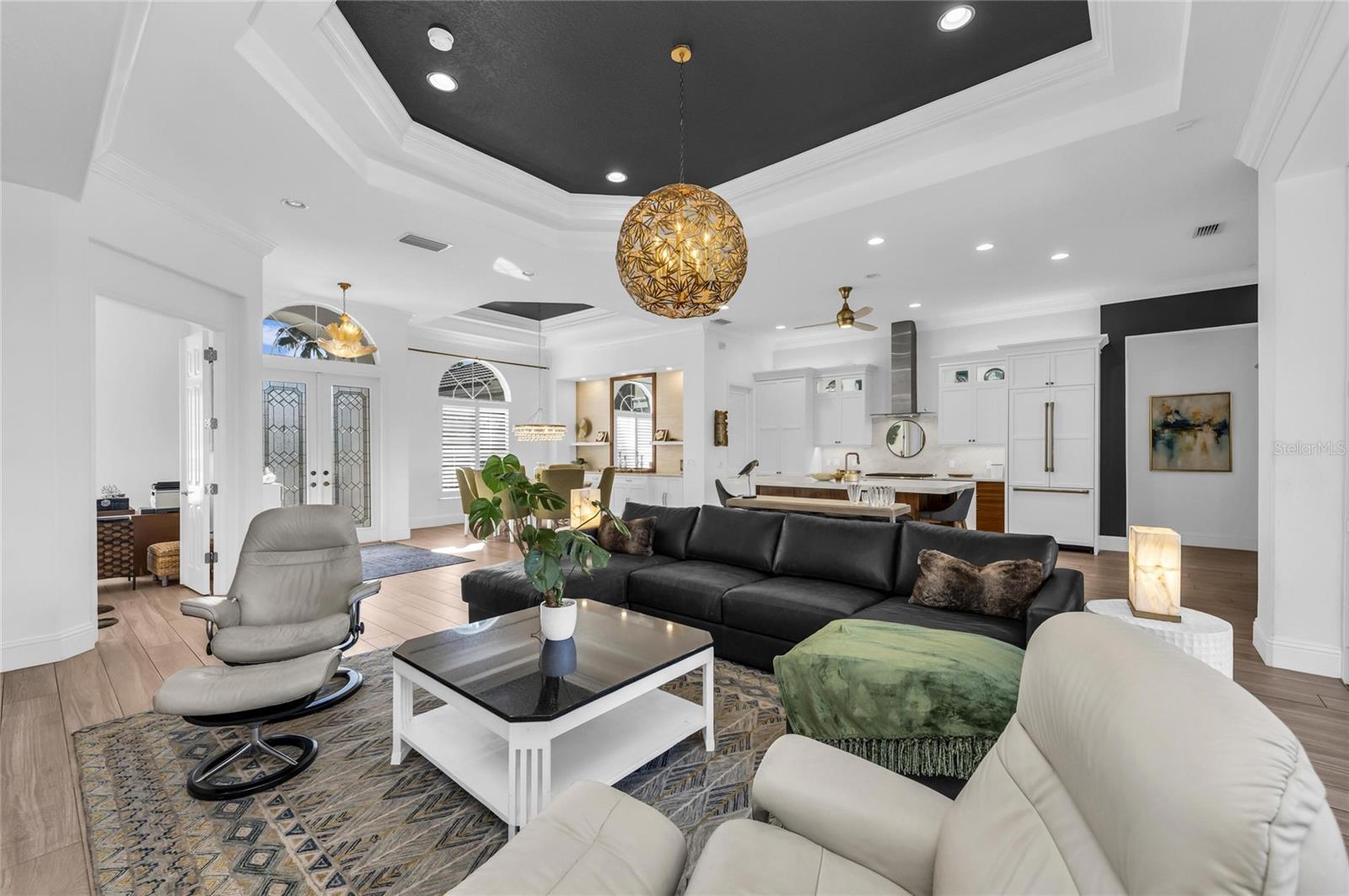 Image 8 of 70 For 7137 Ashland Glen