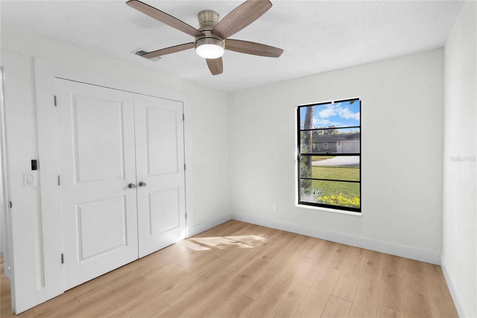 Image 19 of 42 For 14910 Winterwind Drive