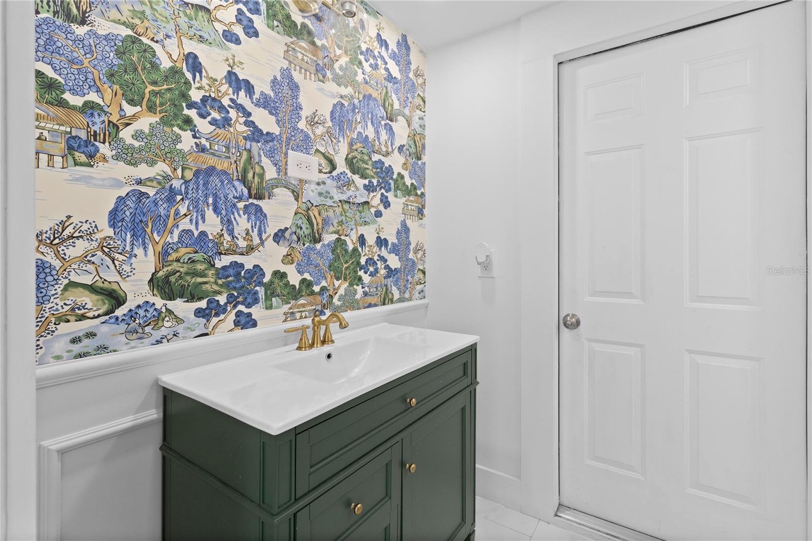 Image 28 of 42 For 14910 Winterwind Drive