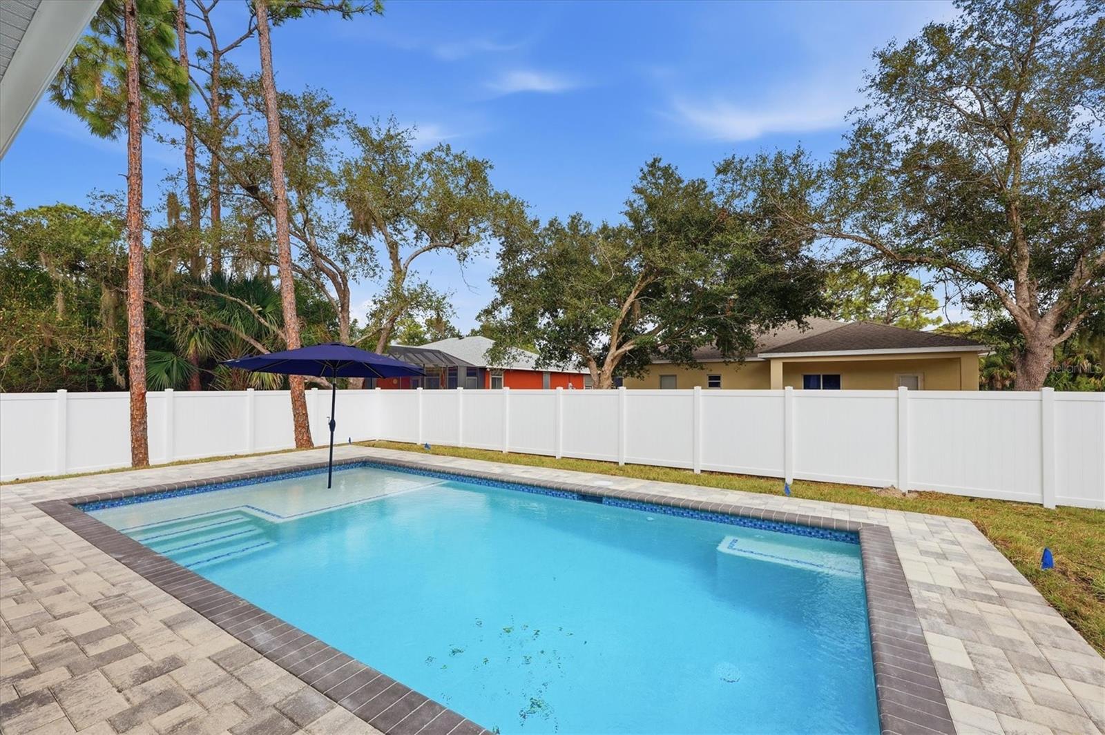 Image 29 of 42 For 2658 Allsup Terrace