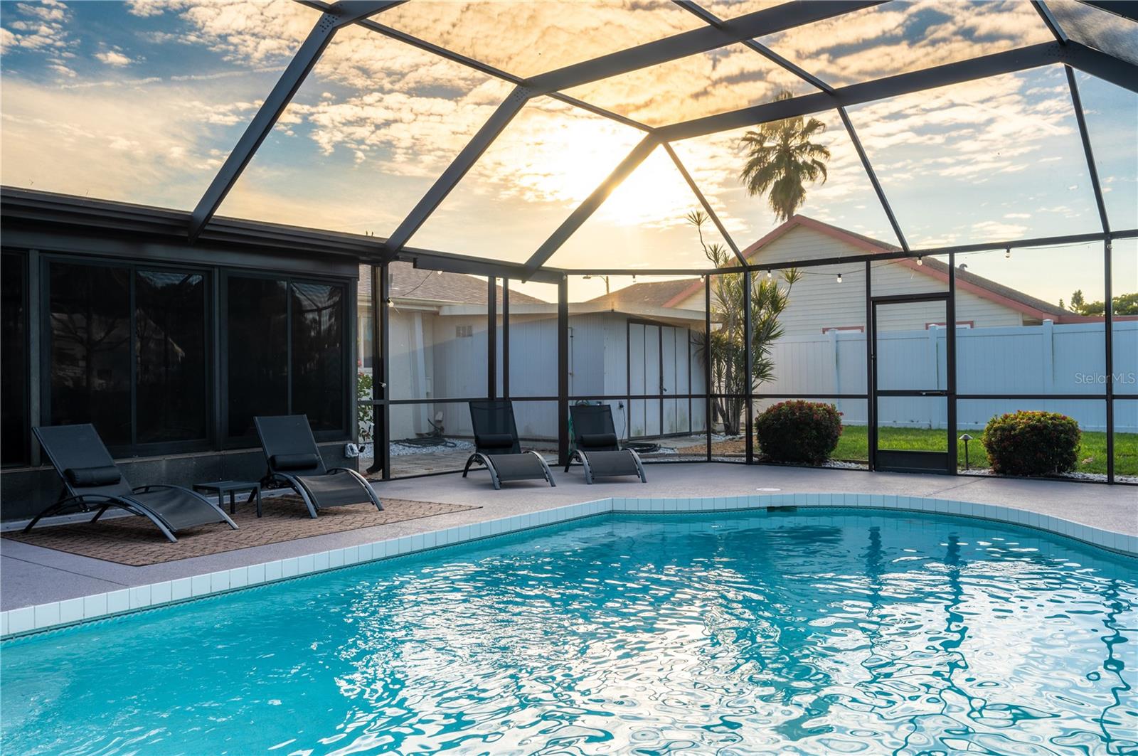 Image 38 of 44 For 6504 39th Avenue W