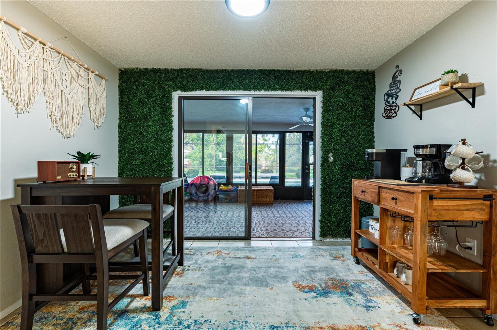 Image 8 of 44 For 6504 39th Avenue W