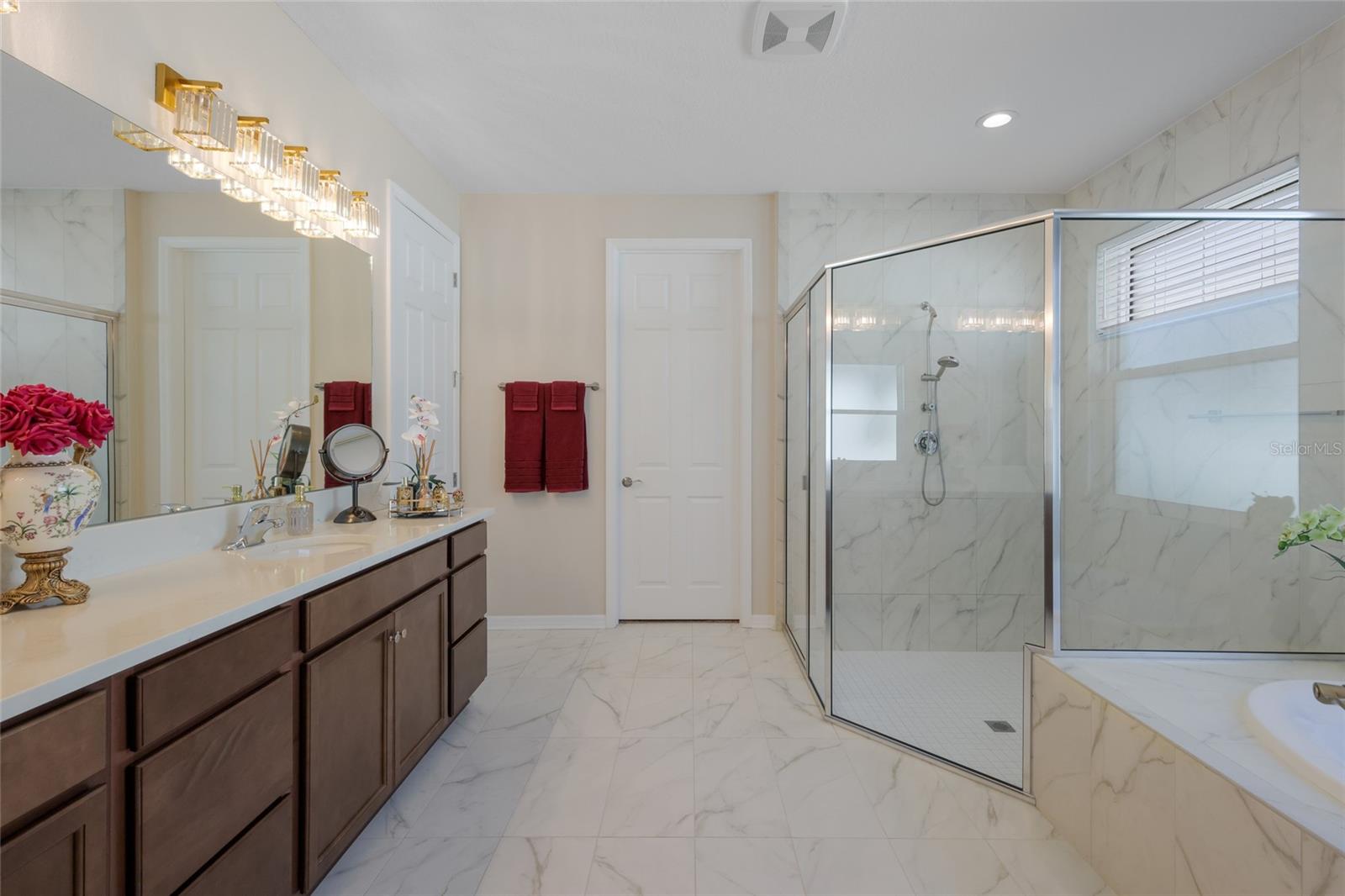 Image 31 of 87 For 17615 Savory Mist Circle