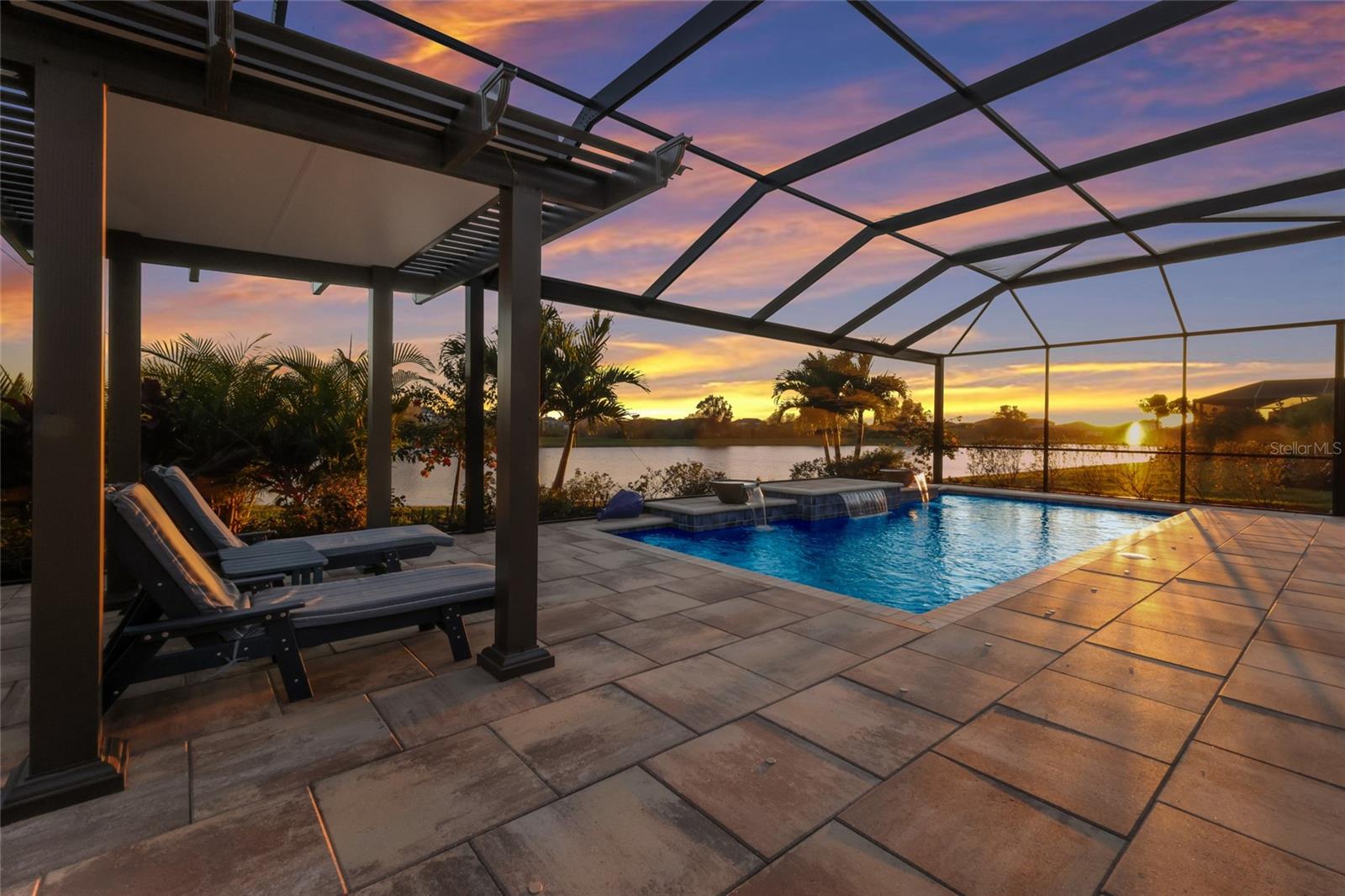 Image 4 of 87 For 17615 Savory Mist Circle