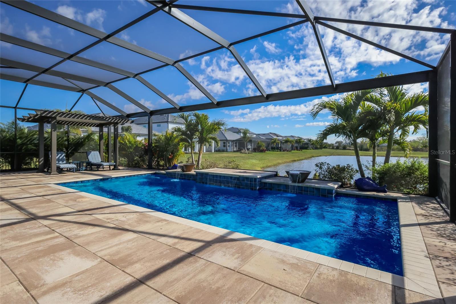 Image 51 of 87 For 17615 Savory Mist Circle