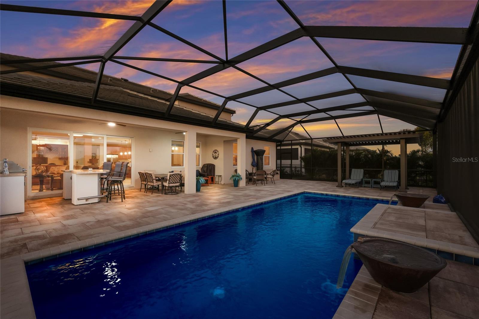 Image 58 of 87 For 17615 Savory Mist Circle