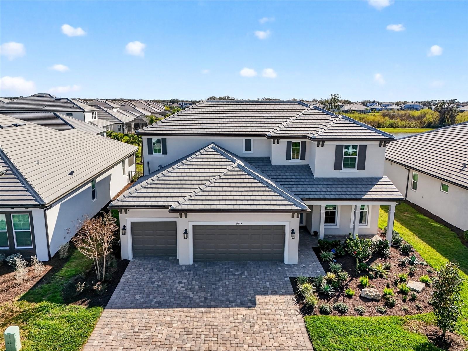 Image 66 of 87 For 17615 Savory Mist Circle