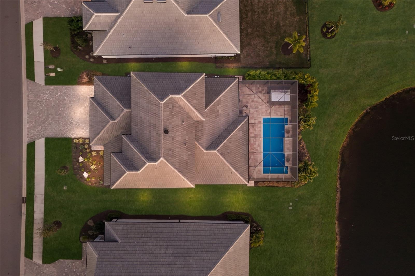 Image 68 of 87 For 17615 Savory Mist Circle