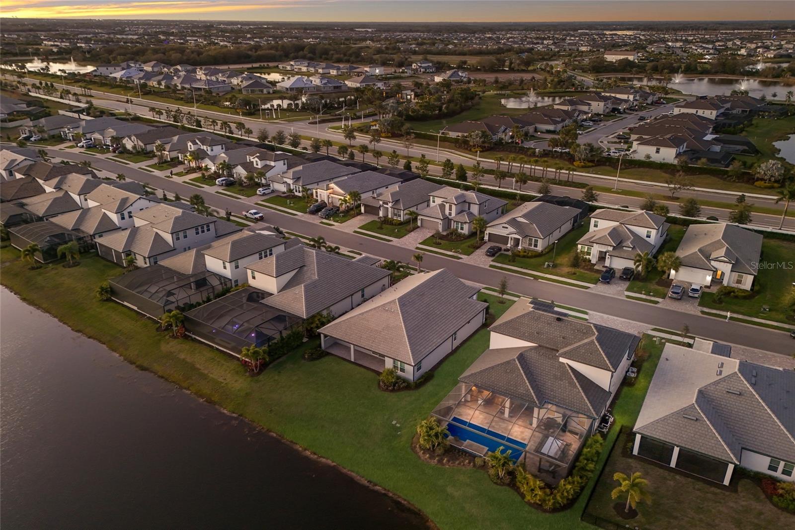 Image 72 of 87 For 17615 Savory Mist Circle