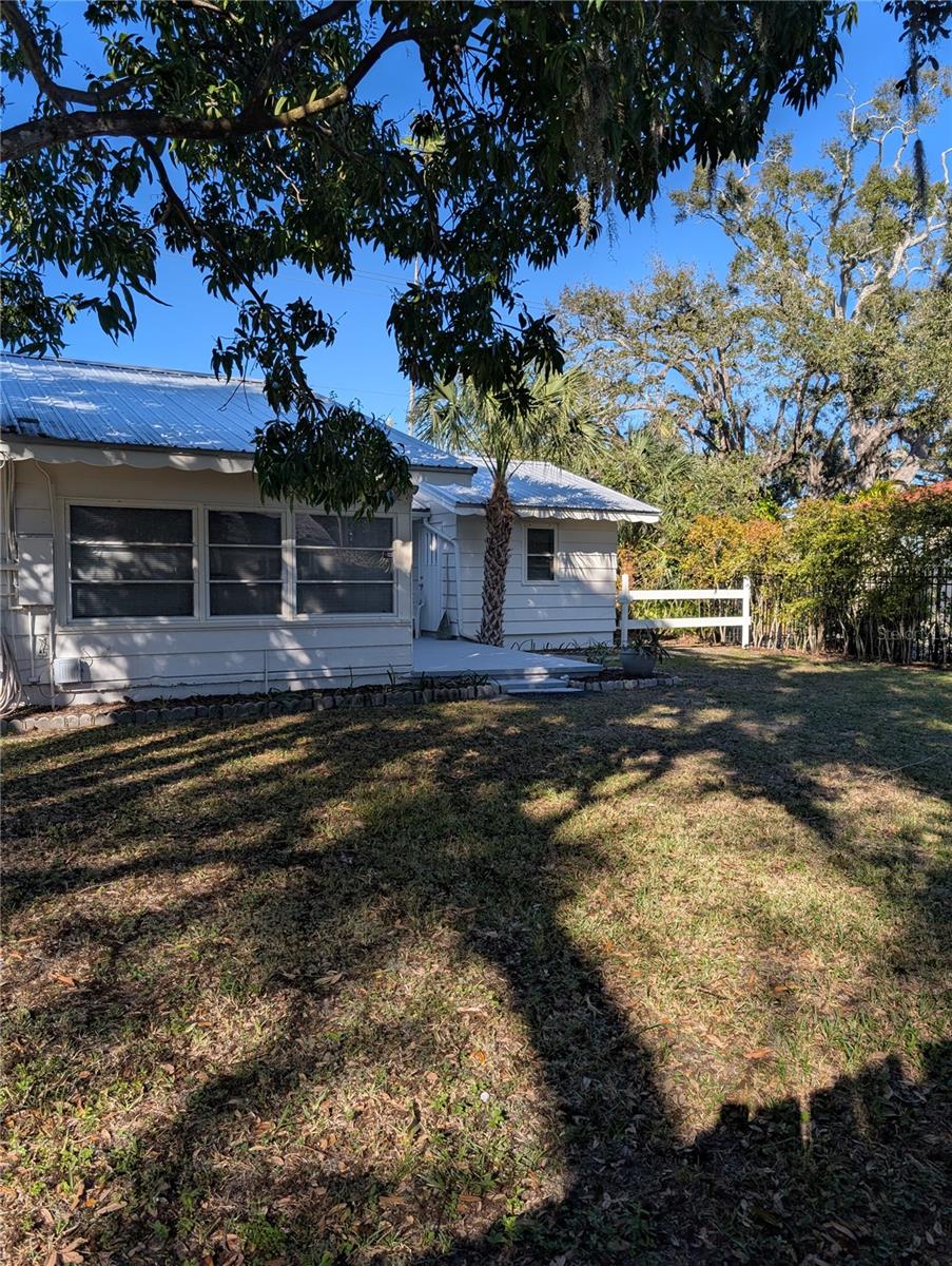 Image 37 of 40 For 1010 Indian Beach Drive Drive