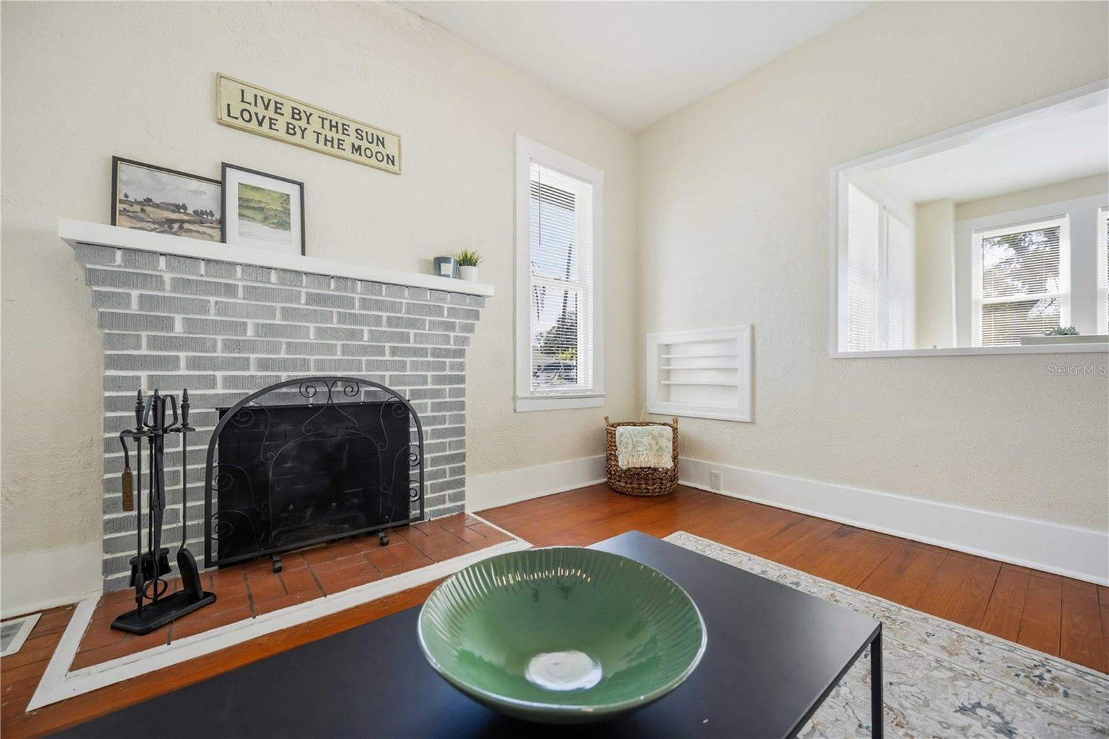 Image 11 of 58 For 2710 3rd Avenue W