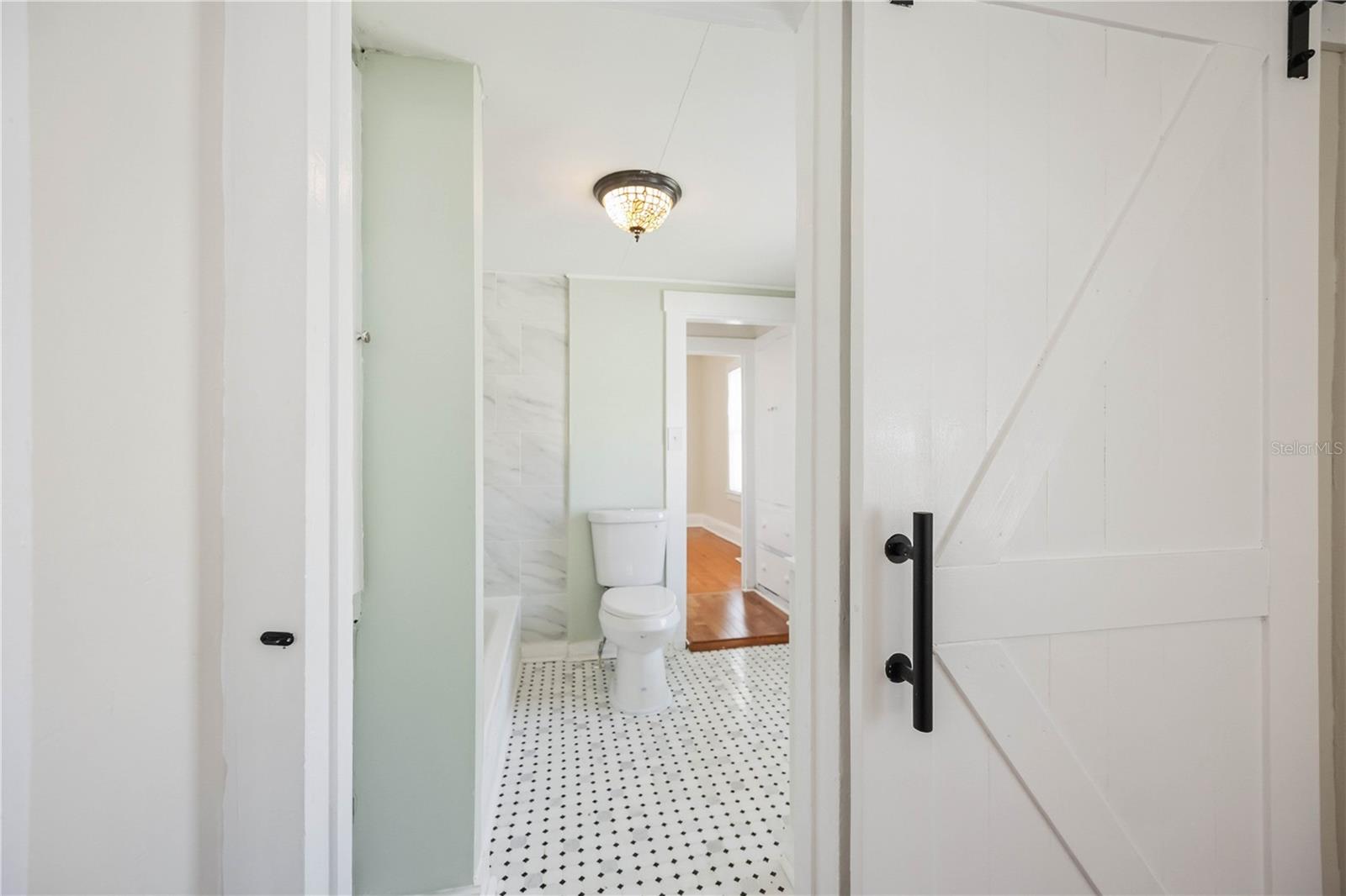 Image 34 of 58 For 2710 3rd Avenue W