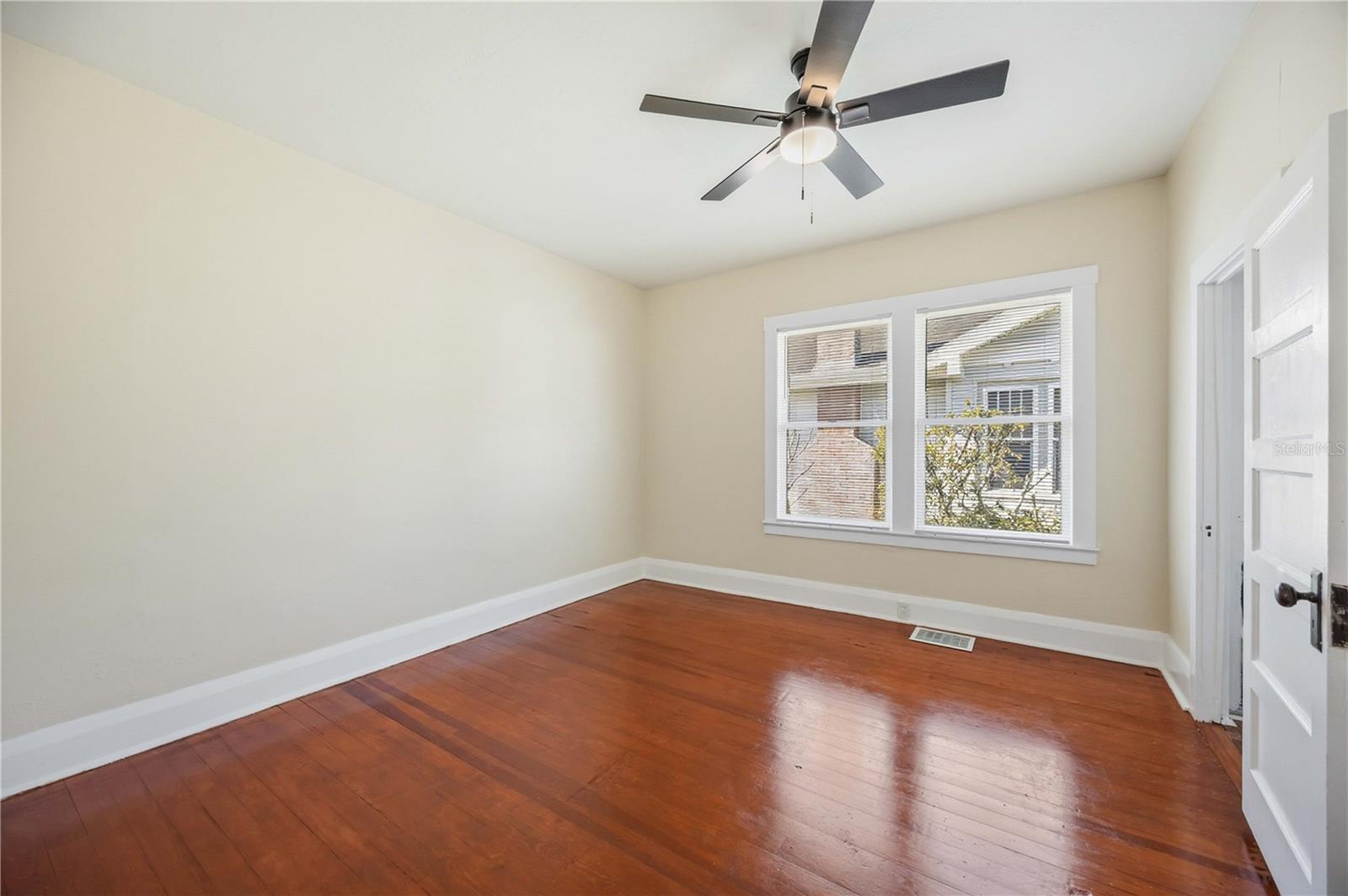 Image 40 of 58 For 2710 3rd Avenue W