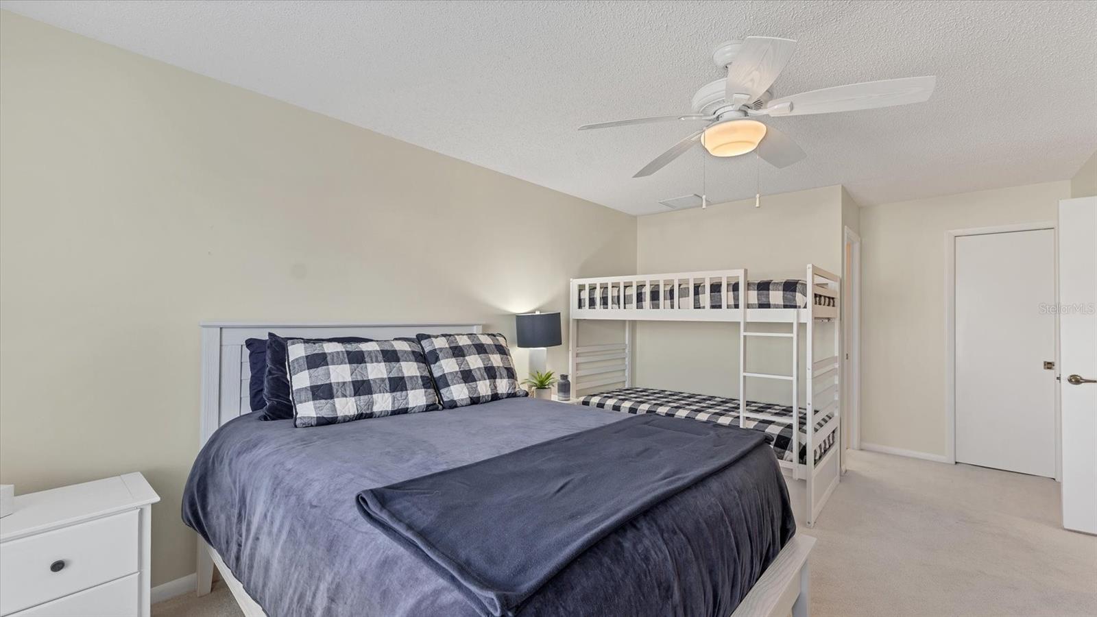 Image 28 of 52 For 5132 36th Street W 5132