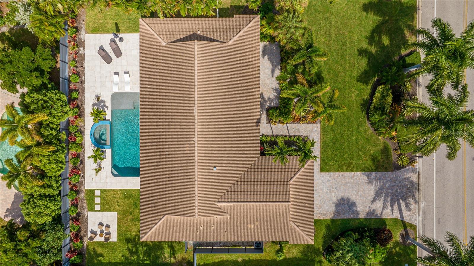 Image 55 of 83 For 526 Bird Key Drive