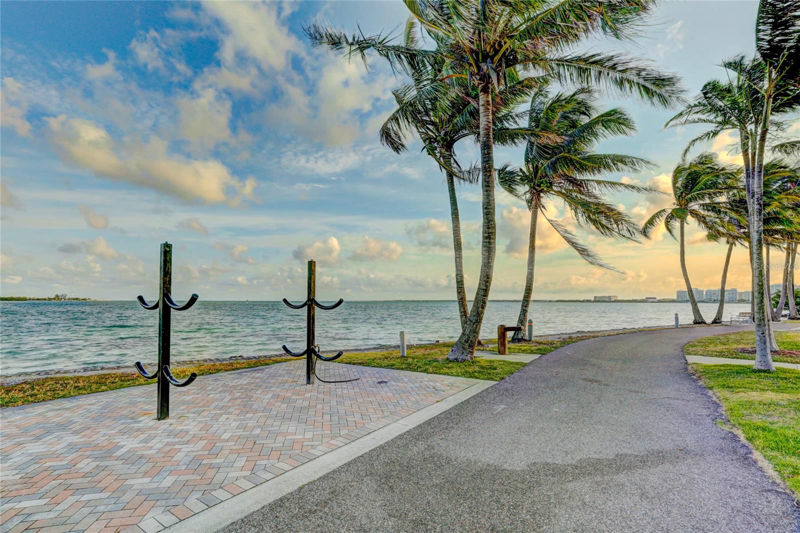 Image 70 of 83 For 526 Bird Key Drive